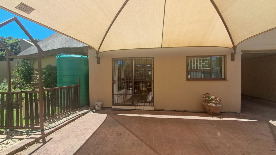 3 Bedroom Property for Sale in Pellissier Free State